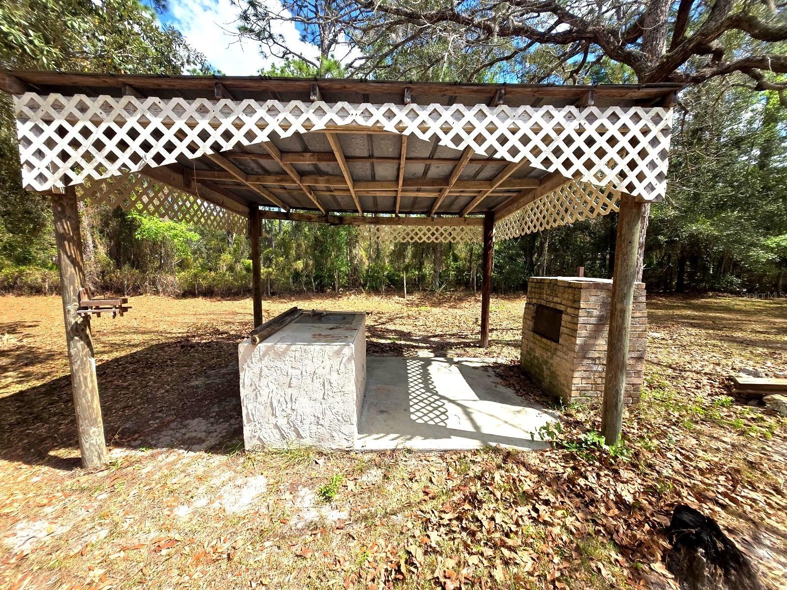 GREEN ACRES - Residential