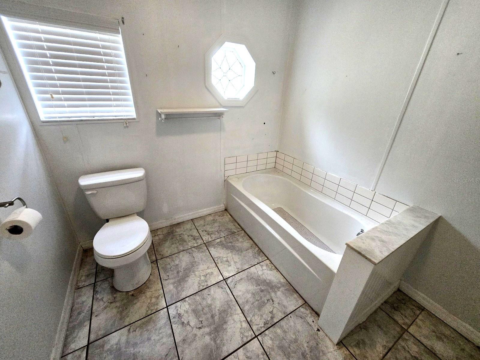 GREEN ACRES - Residential