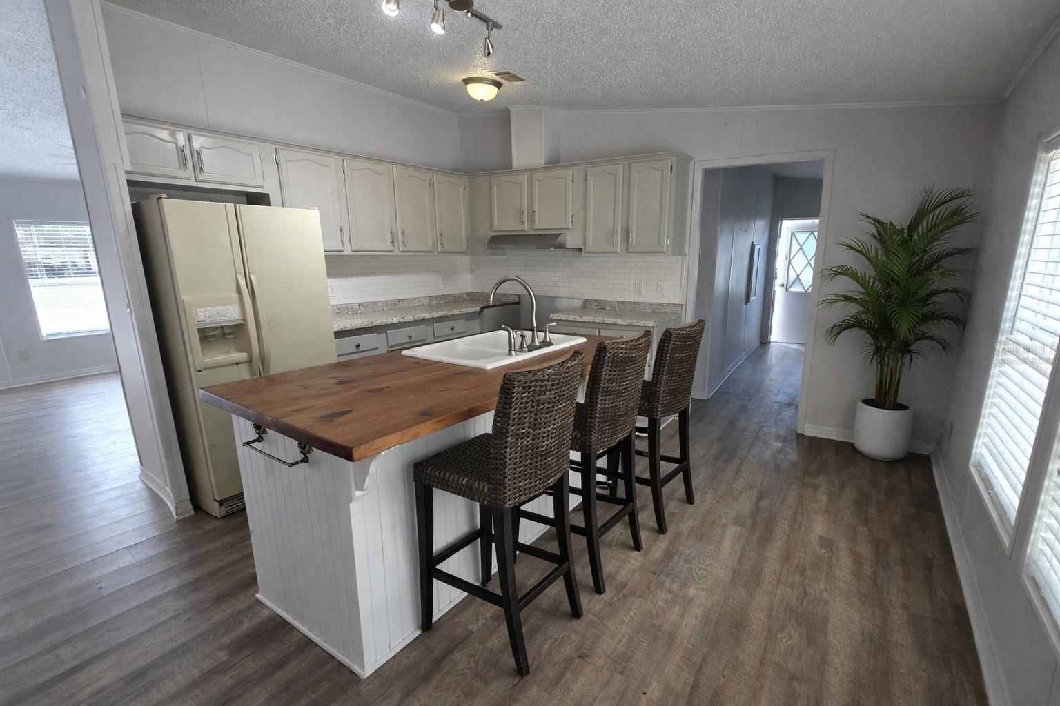 GREEN ACRES - Residential