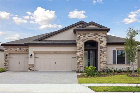 A home in PARRISH
