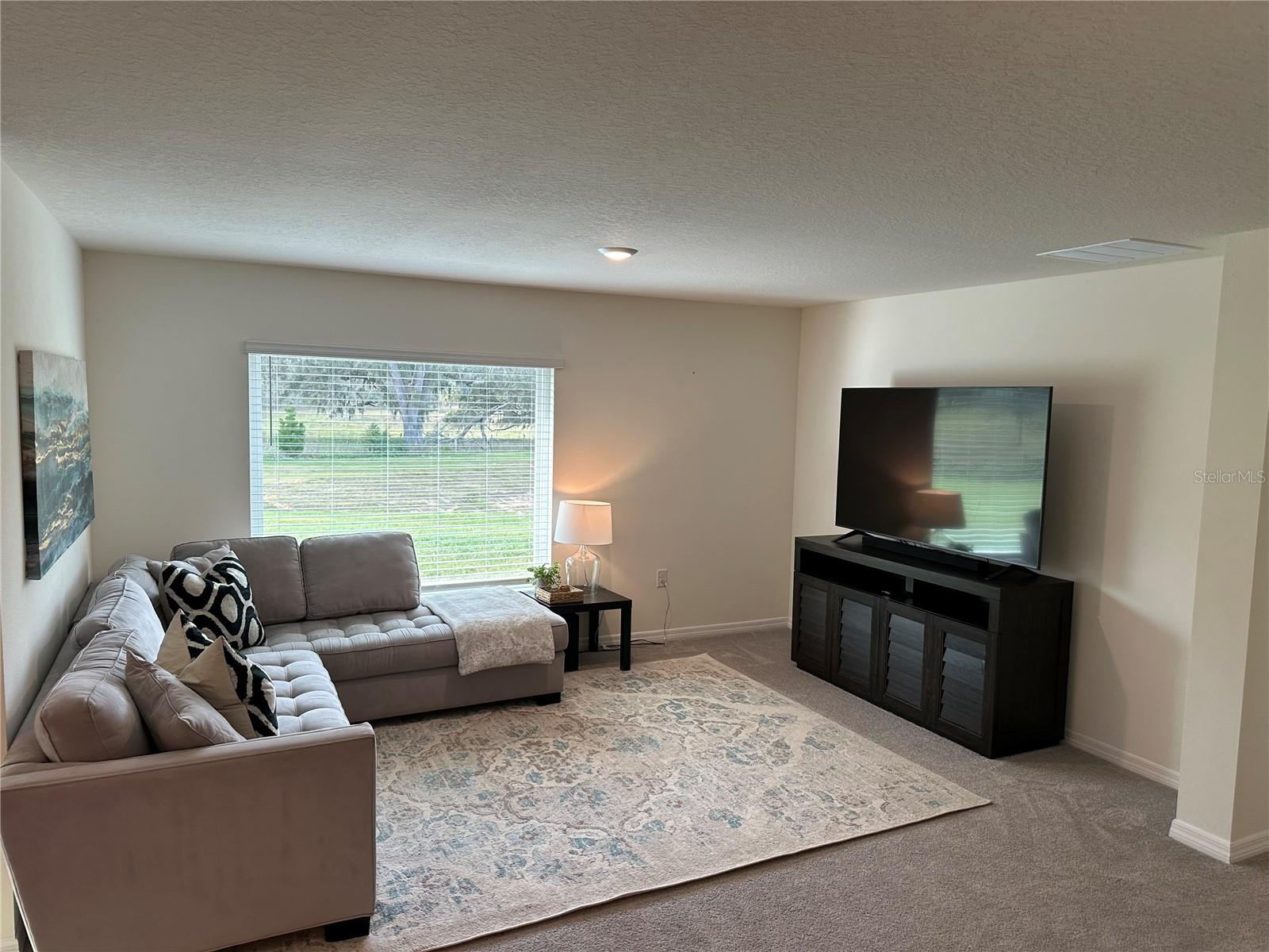 SUWANNEE LAKESIDE PH 1 - Residential Lease