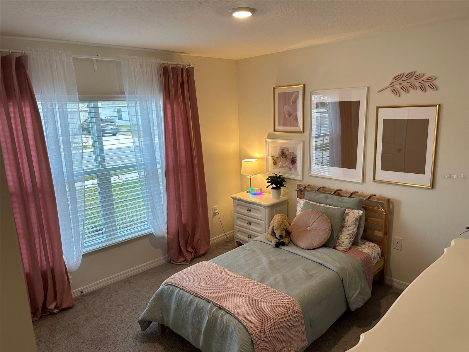 SUWANNEE LAKESIDE PH 1 - Residential Lease