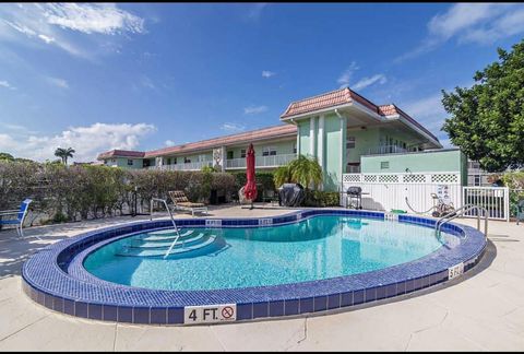 A home in NORTH PALM BEACH