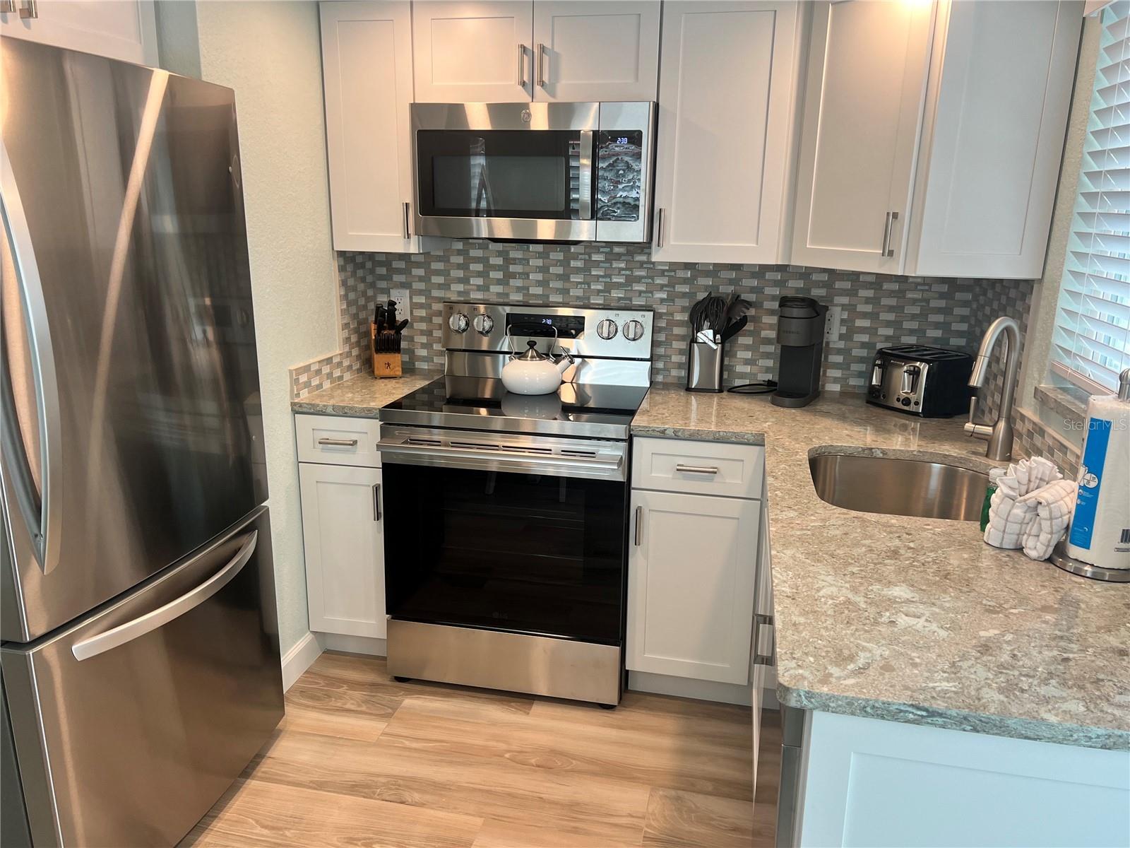 6154 MIDNIGHT PASS ROAD D16