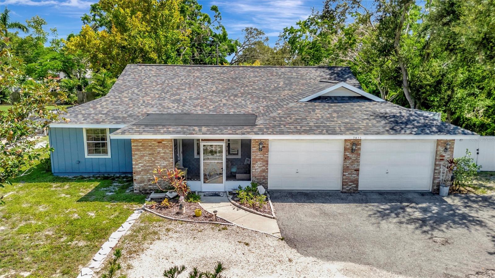 Palma Sola Park Coastal Living – 3 Bed, 2 Bath on Oversized Lot with No HOA
Welcome to your Florida dream home in the heart of Palma Sola Park, one of NW Bradenton’s most desirable neighborhoods. This 3-bedroom, 2-bath split-plan home sits on an oversized lot just 4.5 miles from Anna Maria Island’s world-famous white sand beaches and only 0.3 miles from the scenic Palma Sola Causeway. Surrounded by beautiful parks, walking trails, and coastal preserves, it’s the perfect location for enjoying all that Bradenton and the Gulf Coast have to offer.
With no HOA restrictions, you have endless possibilities—make it your primary family residence, a seasonal getaway with income potential, or a vacation rental near Anna Maria Island. The brand-new 2024 roof adds peace of mind, while the screened front lanai is perfect for relaxing mornings. Out back, a paver patio offers a great space for grilling and entertaining.
A standout feature is the separate detached building—ideal for a home office, guest suite, art studio, man cave, or she shed. The 2-car garage plus expansive yard provide plenty of space to park boats, RVs, or other outdoor toys. Best of all, the property is located in Flood Zone X, offering additional security and lower insurance costs.
Whether you’re looking for a Bradenton beach-area home, an investment property, or a versatile coastal retreat, this Palma Sola Park gem checks all the boxes.