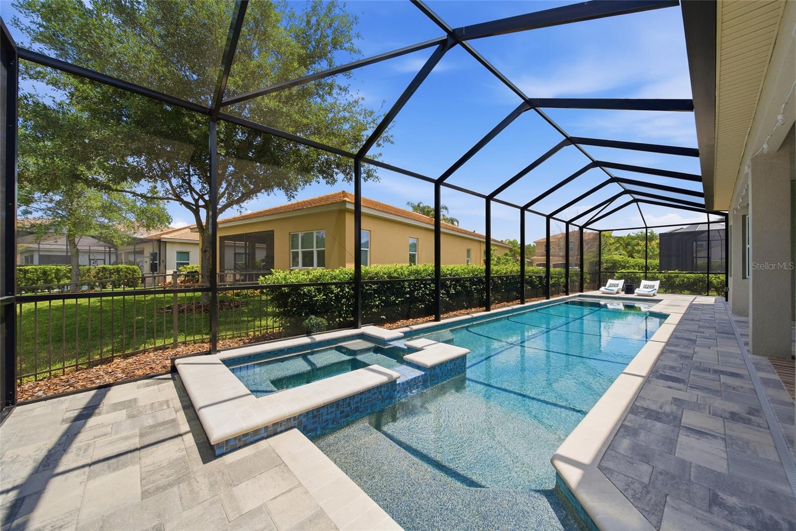 THE RIDGE - Residential