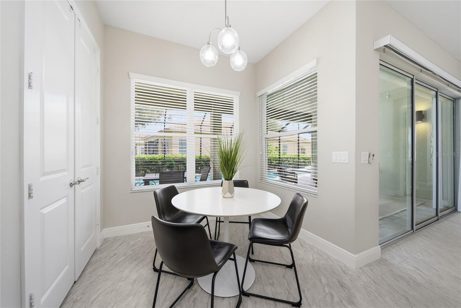 THE RIDGE - Residential