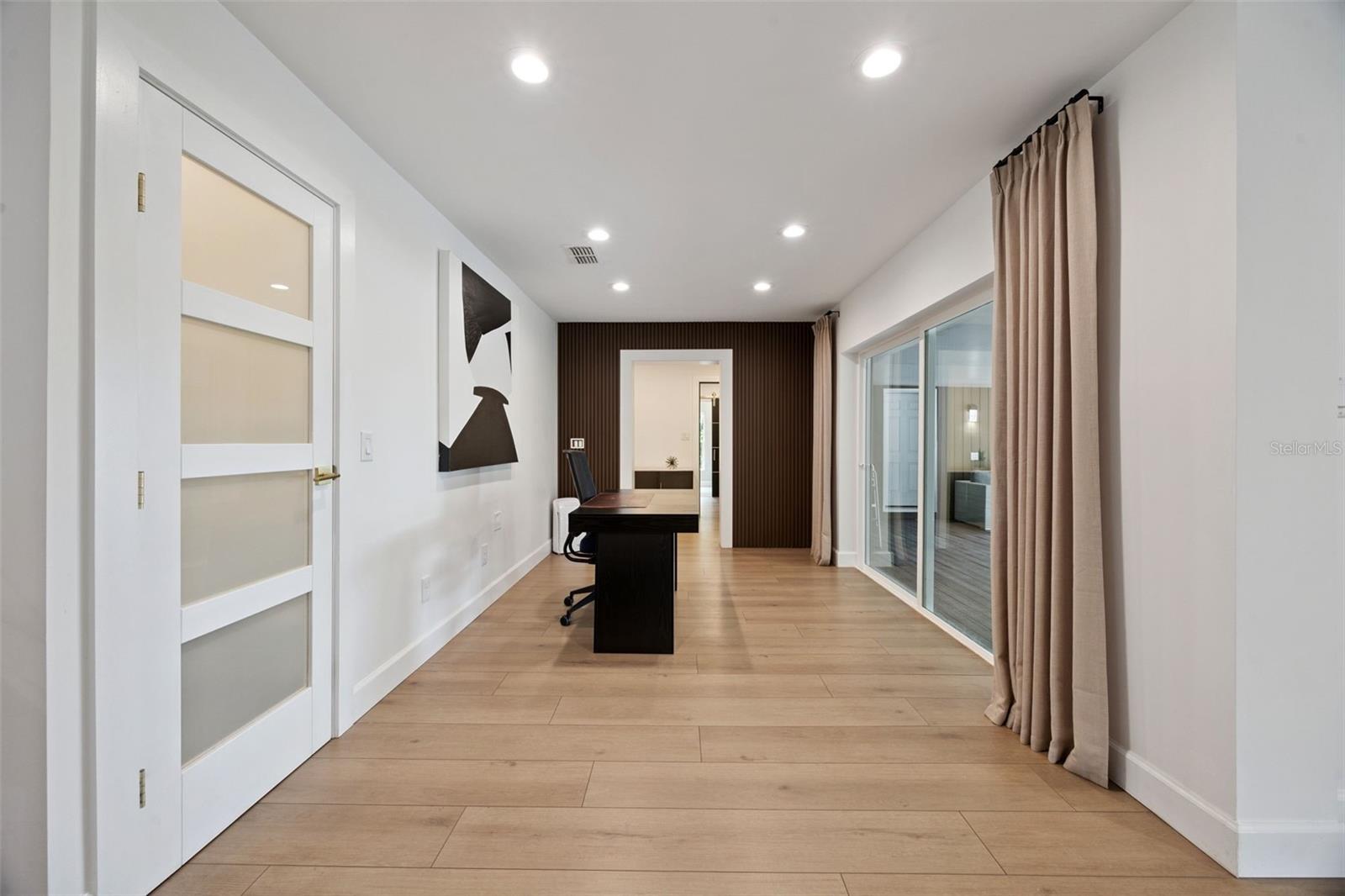 LAKE AVALON HEIGHTS - Residential