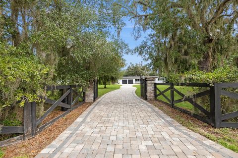 Photo of 17661 Davenport Road, Winter Garden, FL 34787 (MLS # O6350509)