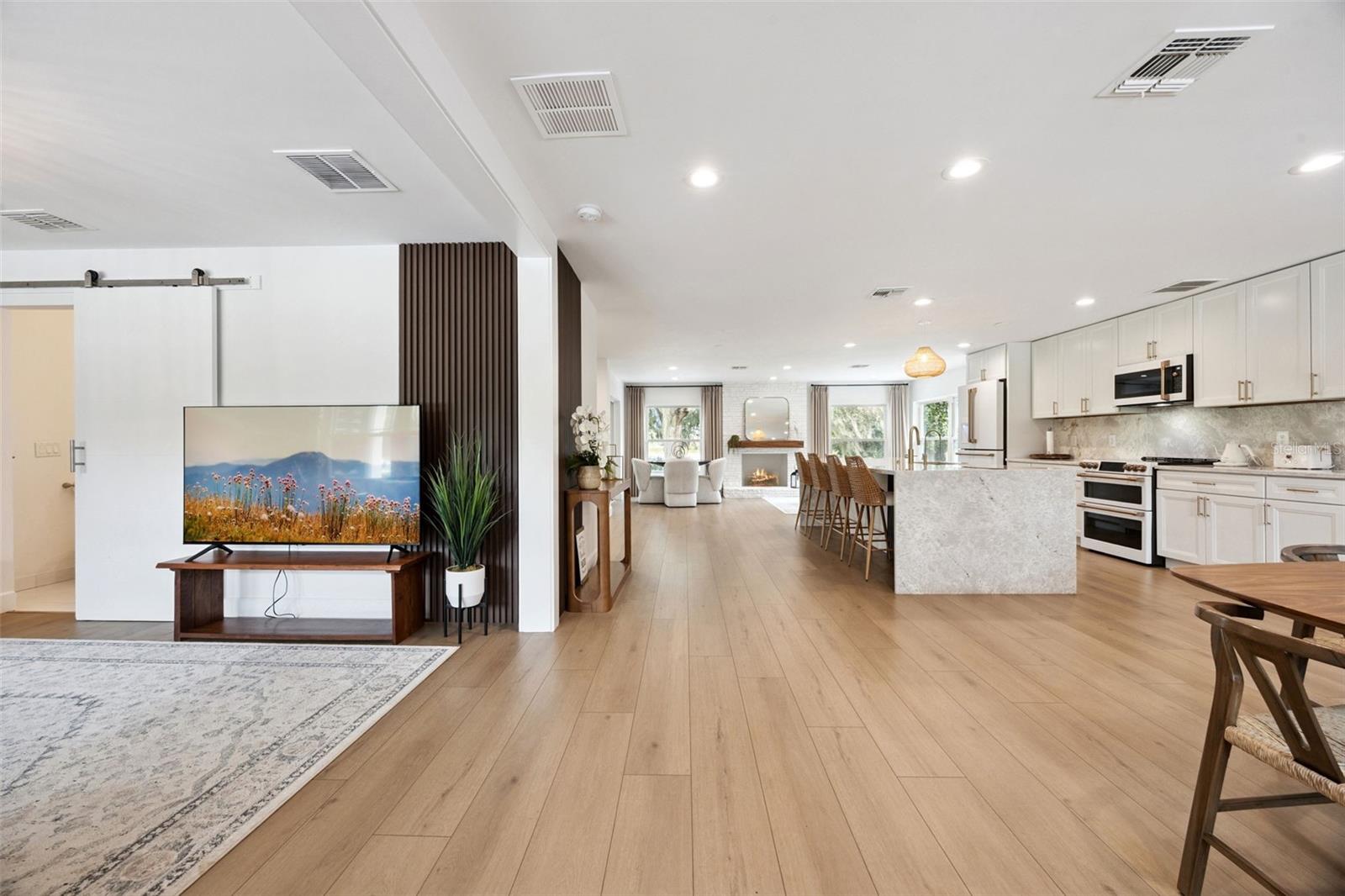 LAKE AVALON HEIGHTS - Residential