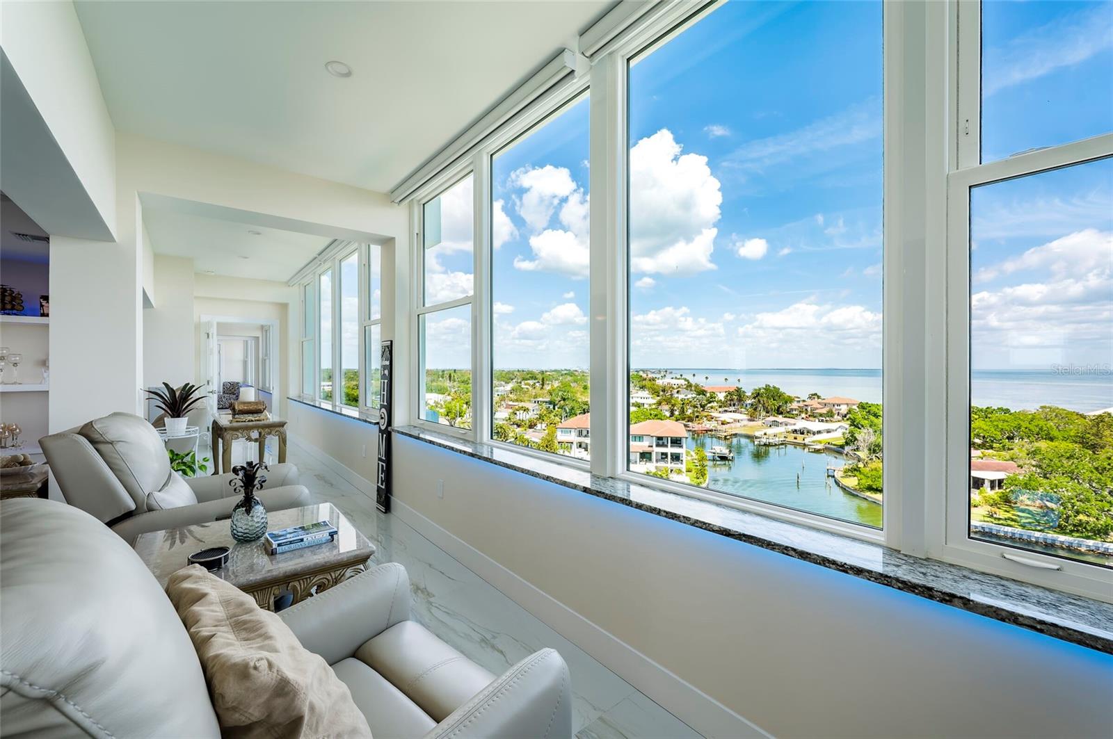 BRIGHTWATERS TOWER OF SNELL ISLE - Residential