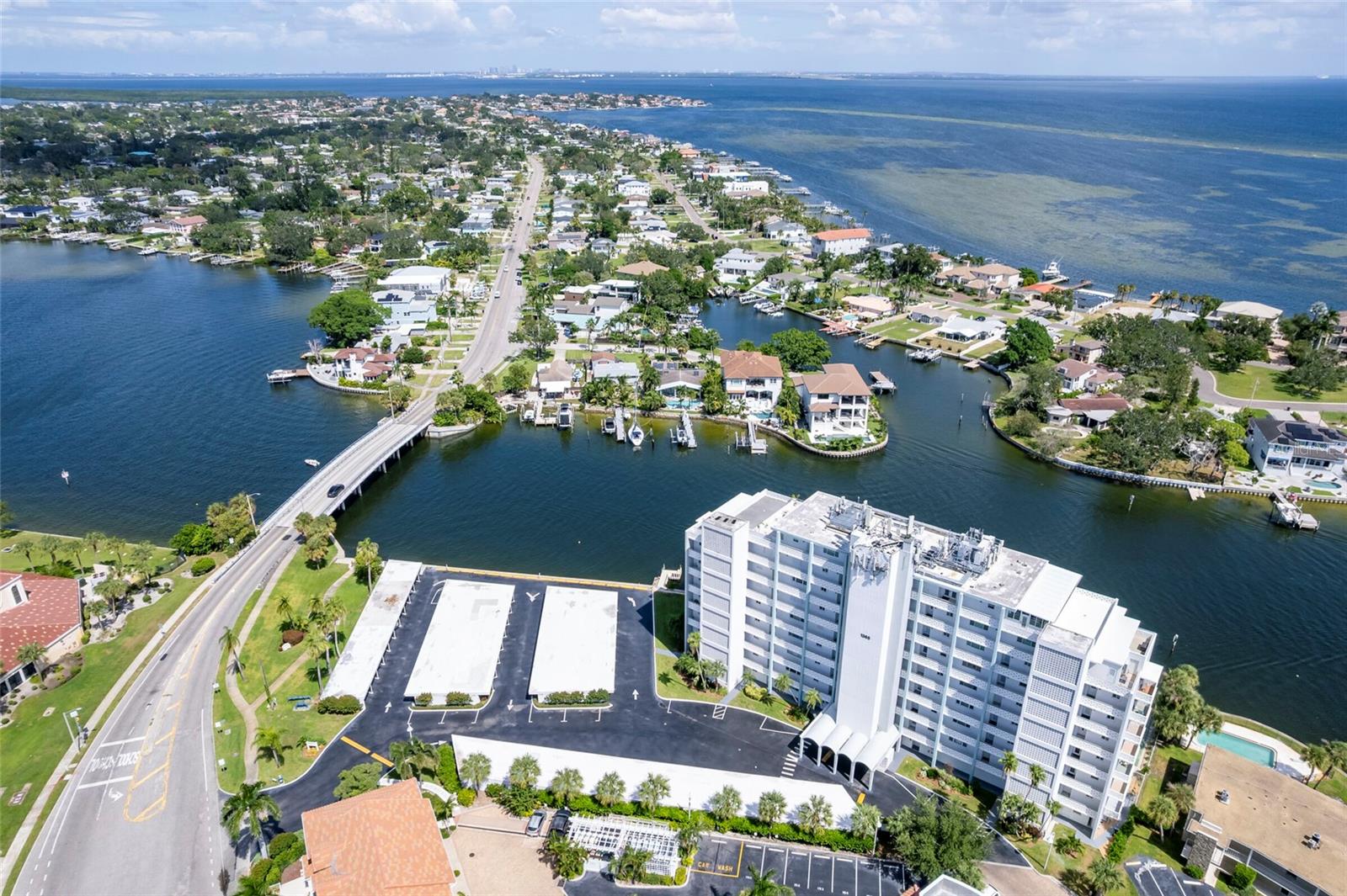 BRIGHTWATERS TOWER OF SNELL ISLE - Residential