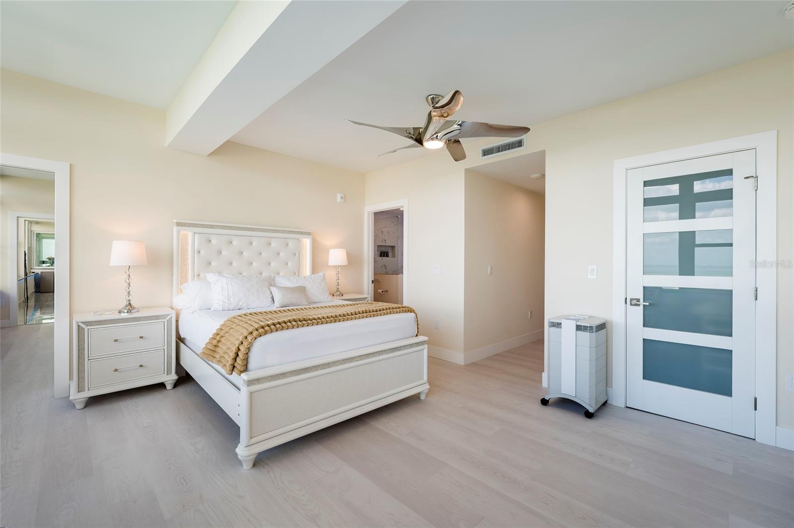 BRIGHTWATERS TOWER OF SNELL ISLE - Residential