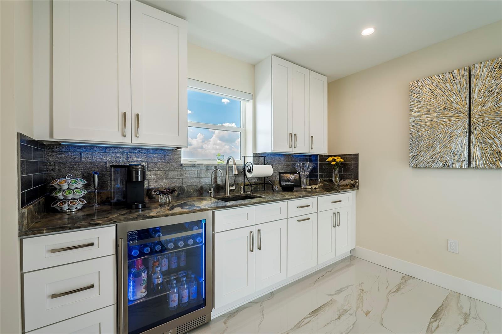 BRIGHTWATERS TOWER OF SNELL ISLE - Residential