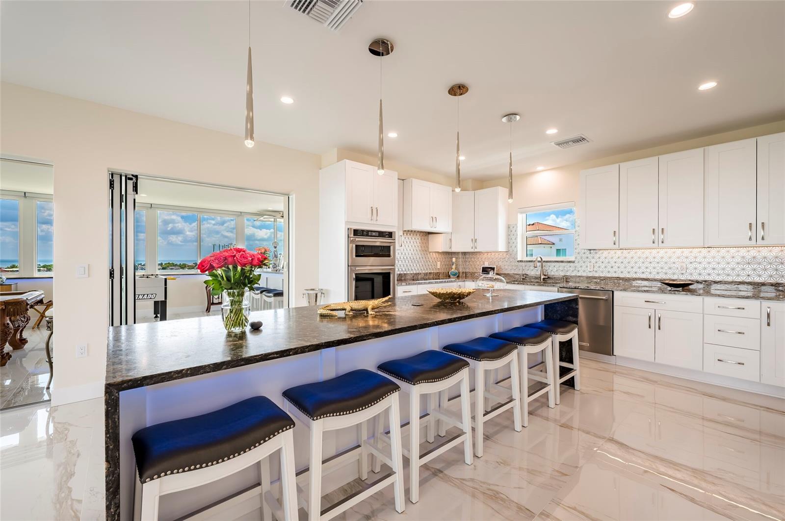 BRIGHTWATERS TOWER OF SNELL ISLE - Residential