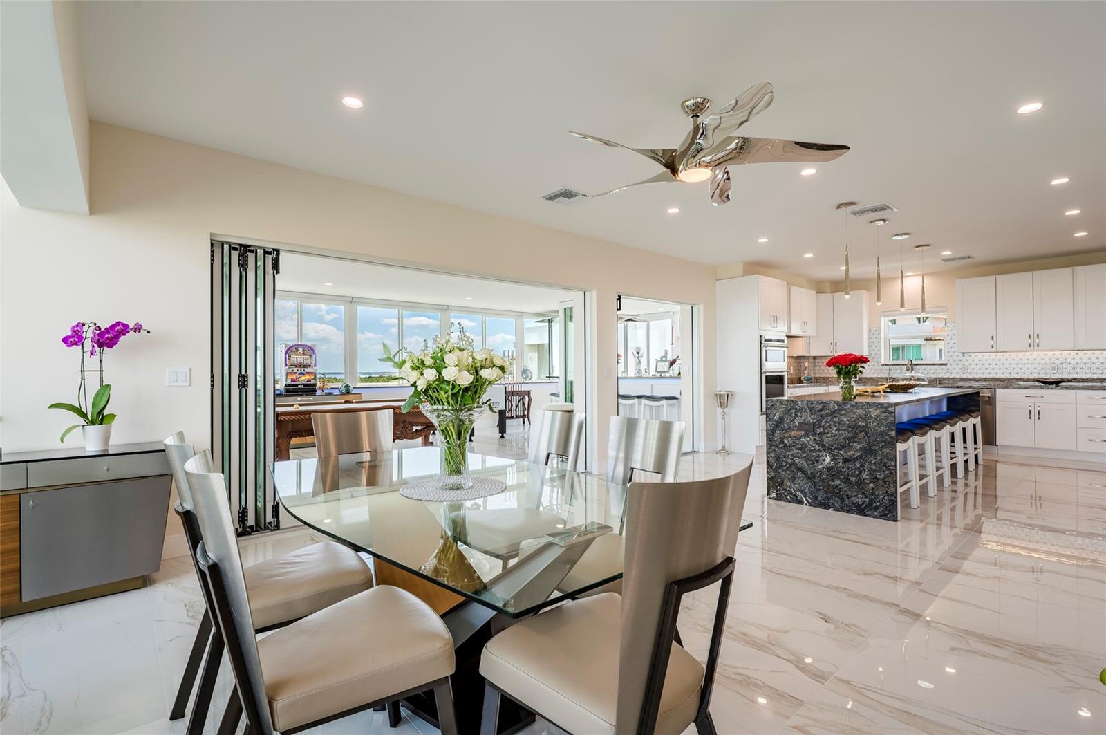 BRIGHTWATERS TOWER OF SNELL ISLE - Residential