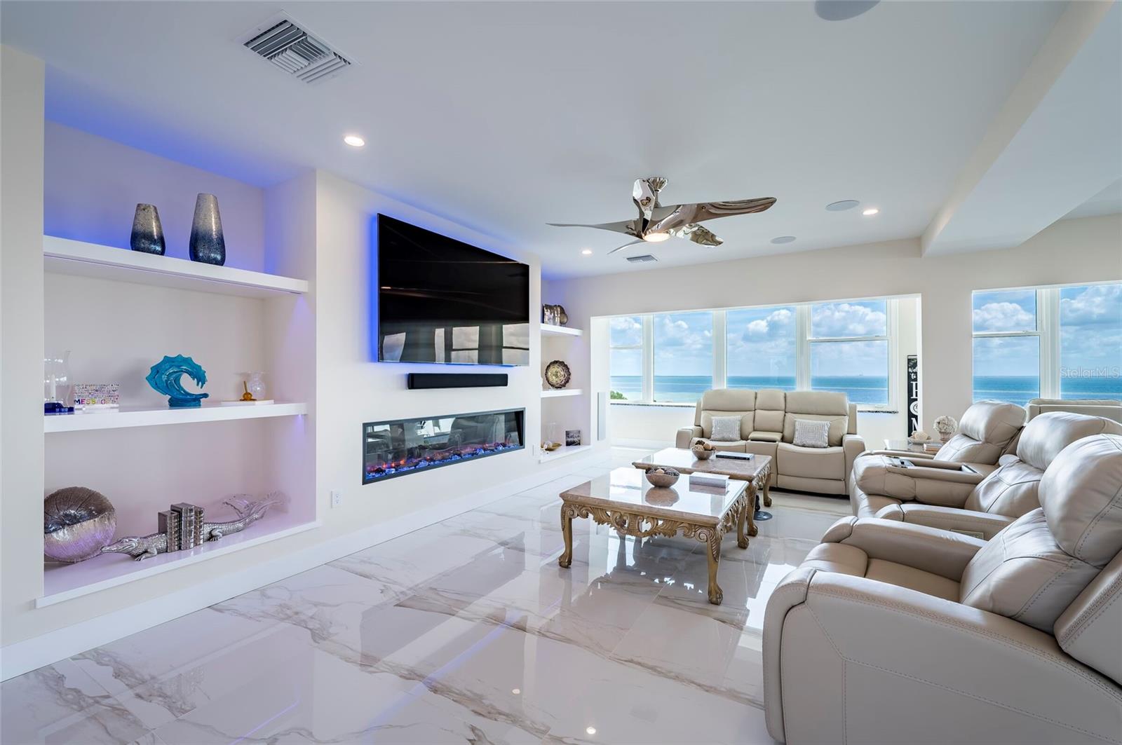 BRIGHTWATERS TOWER OF SNELL ISLE - Residential