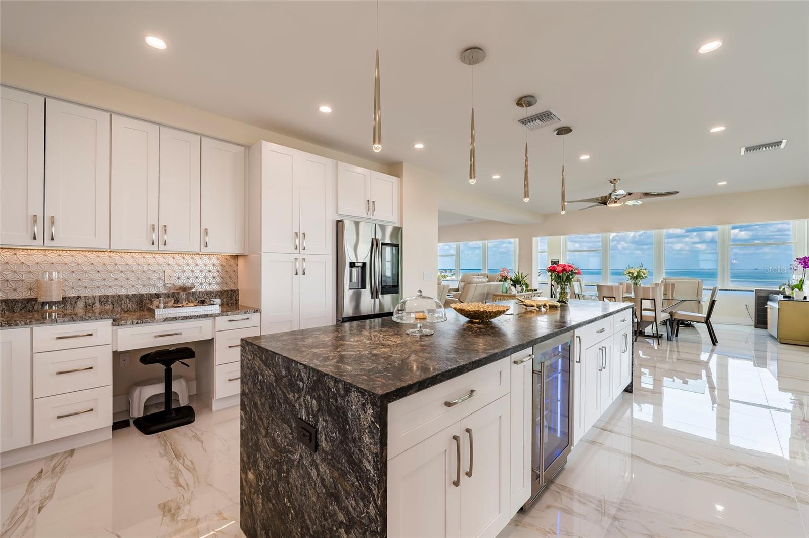 BRIGHTWATERS TOWER OF SNELL ISLE - Residential