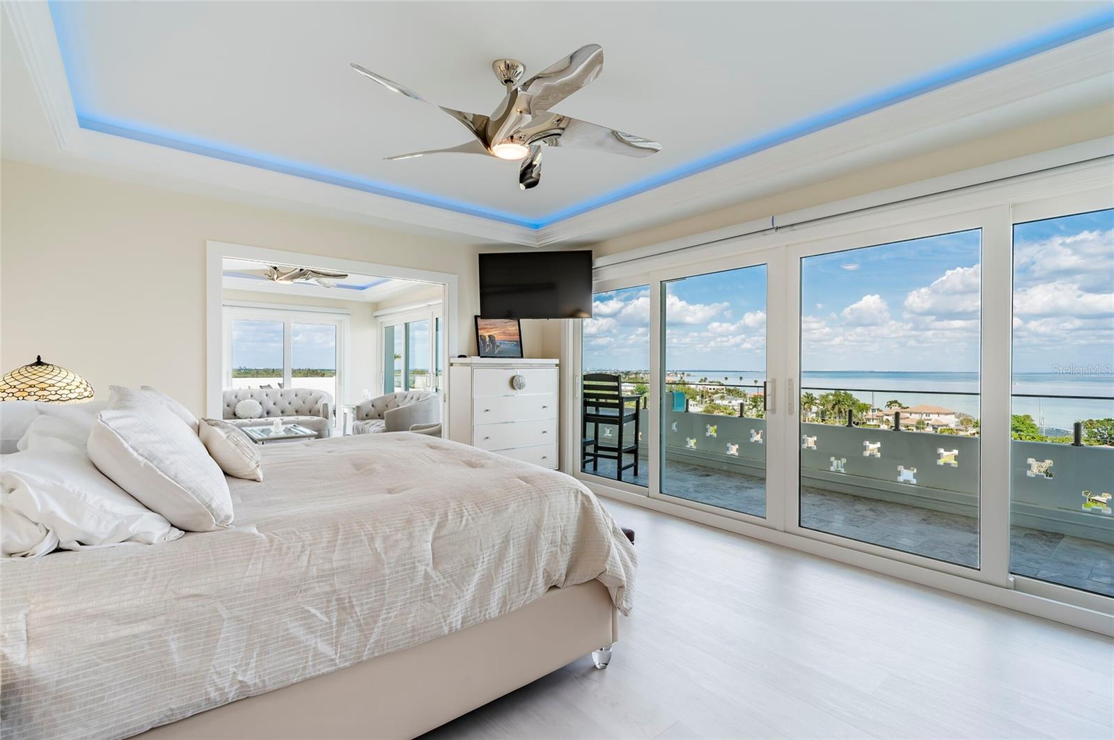 BRIGHTWATERS TOWER OF SNELL ISLE - Residential