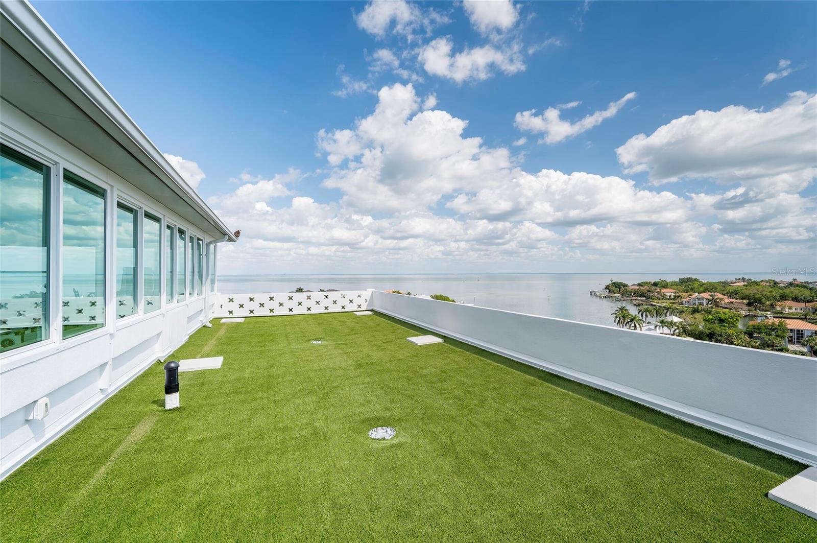 BRIGHTWATERS TOWER OF SNELL ISLE - Residential