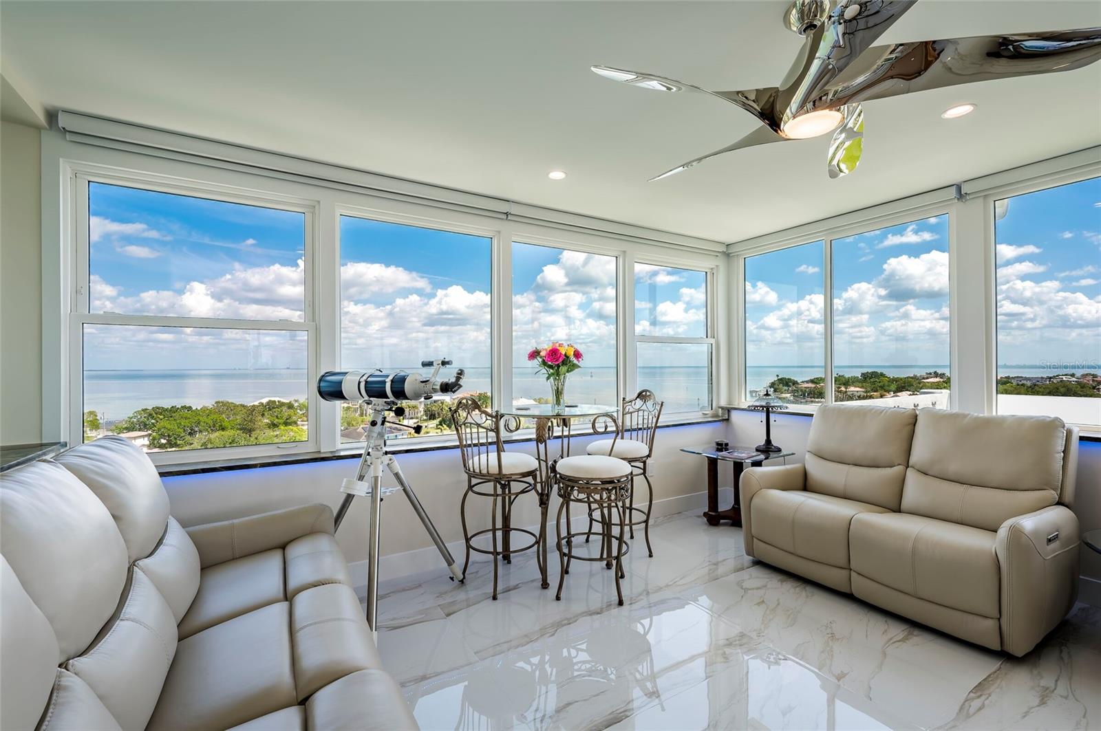 BRIGHTWATERS TOWER OF SNELL ISLE - Residential