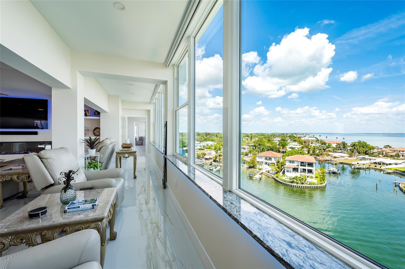 BRIGHTWATERS TOWER OF SNELL ISLE - Residential