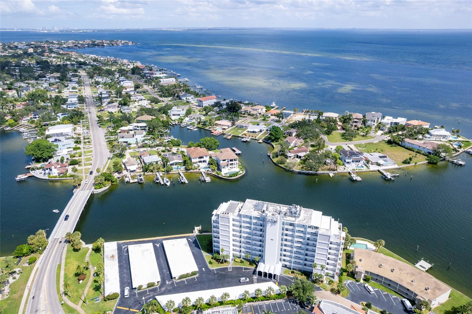 BRIGHTWATERS TOWER OF SNELL ISLE - Residential