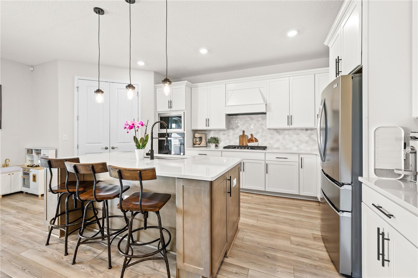 5269 FOOTHILLS PRESERVE LOOP