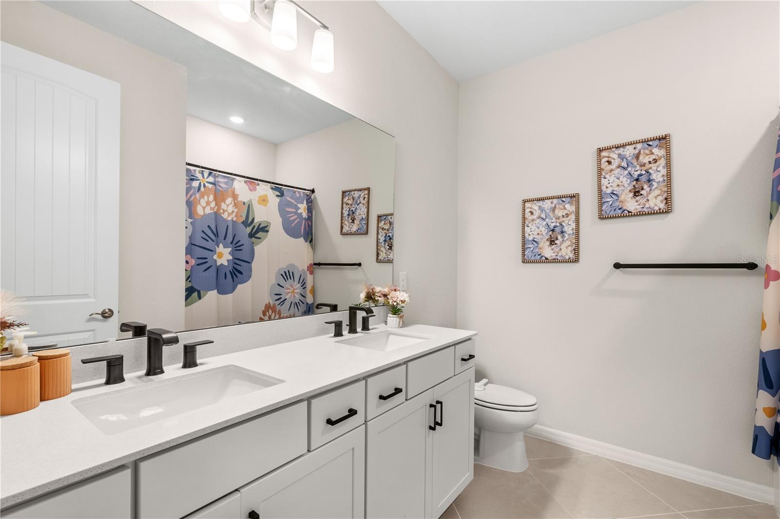 FOOTHILLS/MOUNT DORA PH 4-1A/1 - Residential