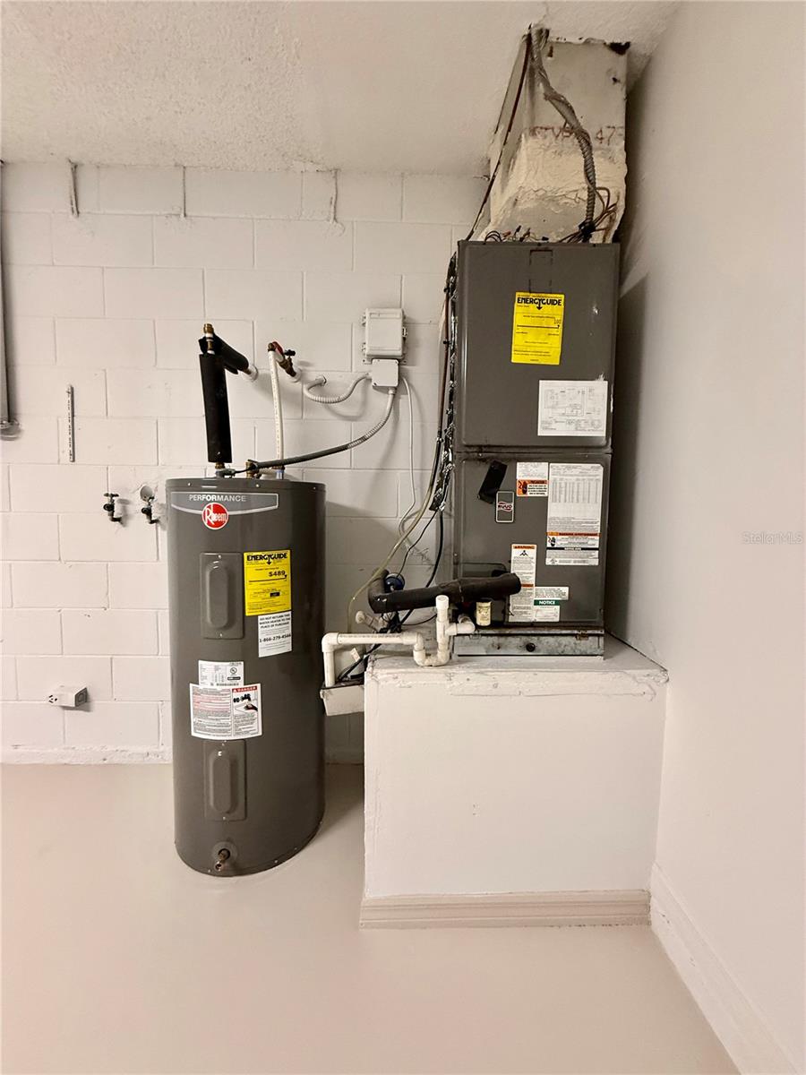 REGENCY PARK - Residential