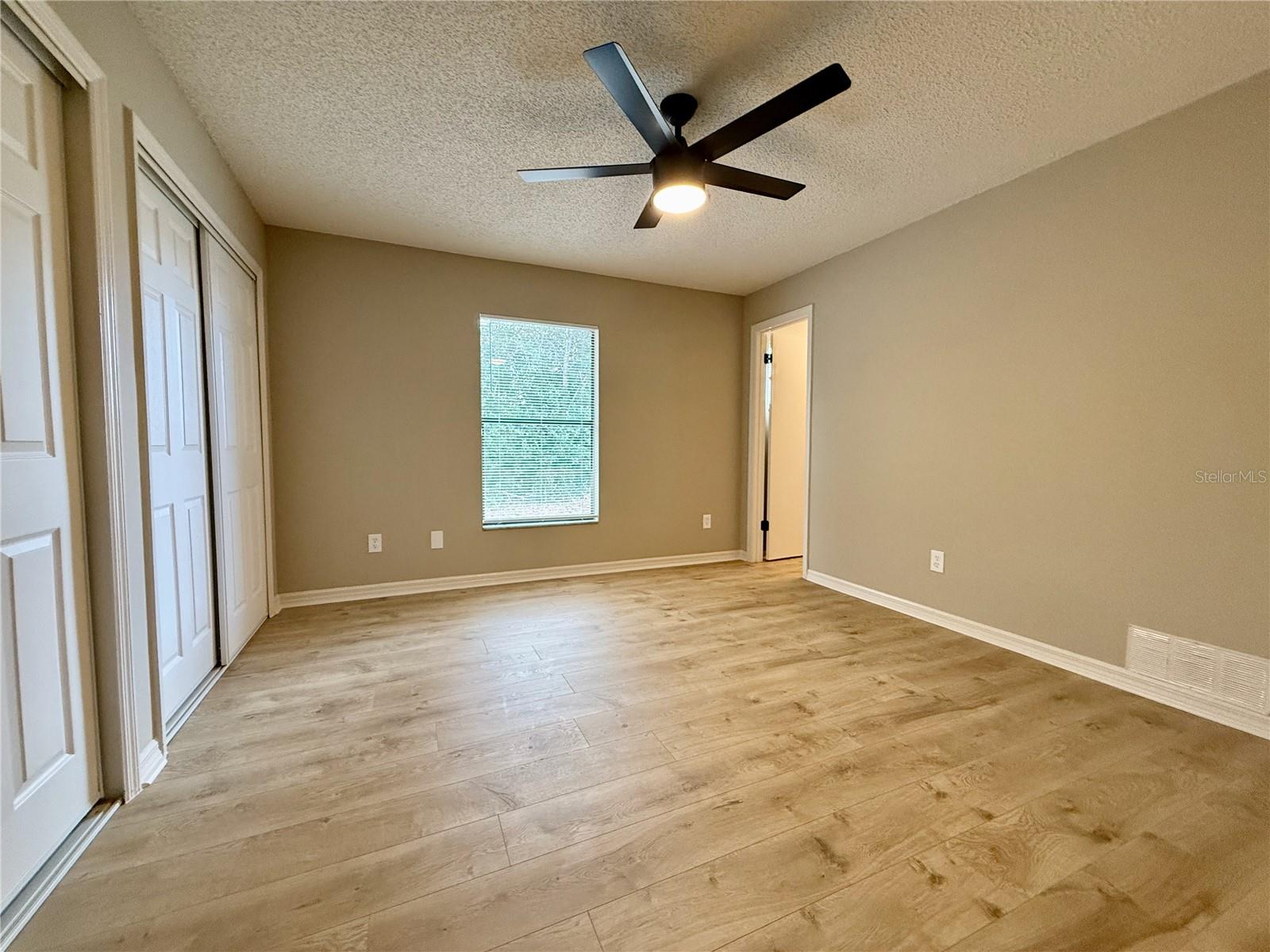 REGENCY PARK - Residential