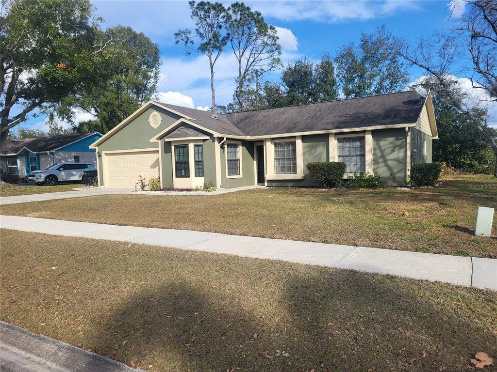Photo of 5335 Hyde Park Avenue, Orlando, FL 32808 (MLS # O6376051)