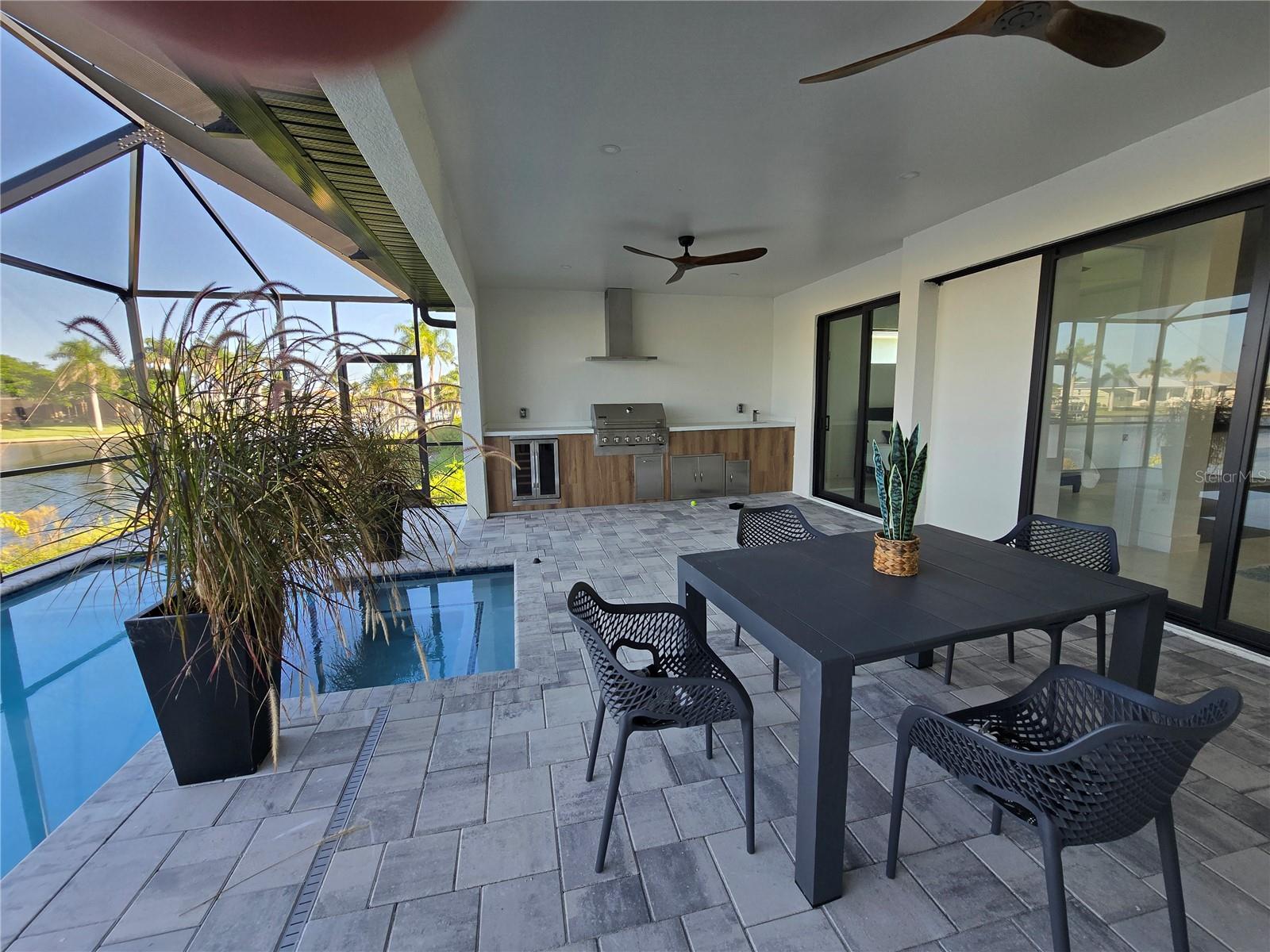 PORT CHARLOTTE SEC 94 01 - Residential