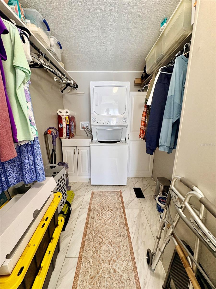 LAKE ARROWHEAD MOBILE VILLAGE PH 04 - Residential