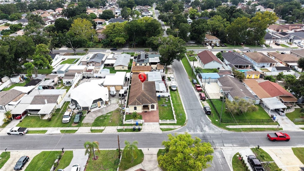 Photo of 6922 N Hale Avenue, Tampa, FL 33614 (MLS # TB8531324)