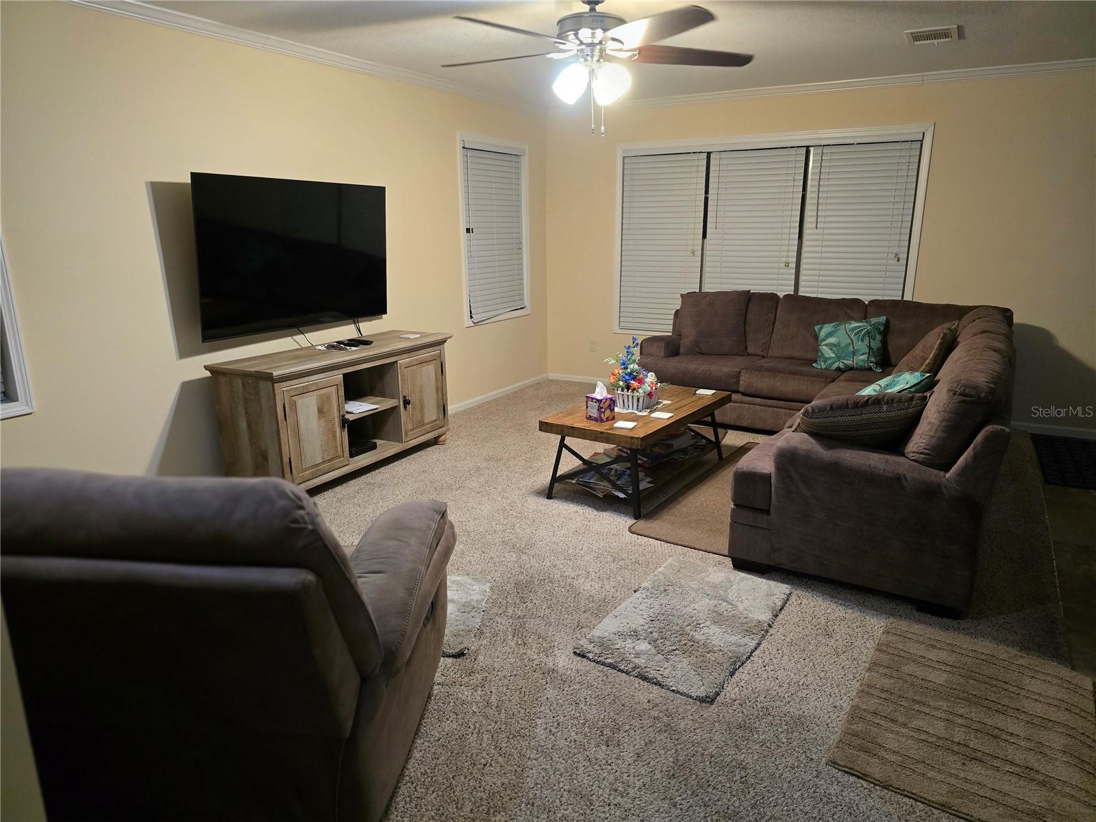 260 PELICAN LANE