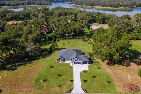 A home in LADY LAKE