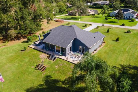 A home in LADY LAKE