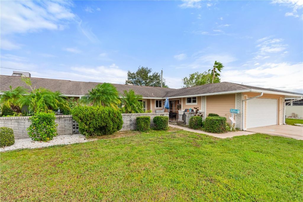 Photo of 1503 N Pebble Beach Boulevard, Sun City Center, FL 33573 (MLS # L4956599)