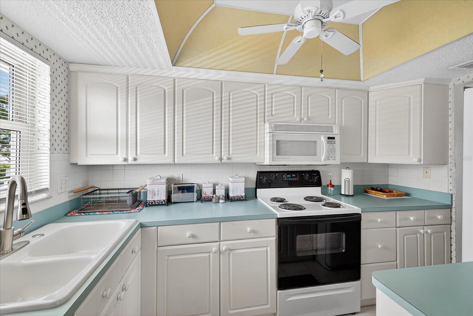 SEA CASTLE CONDO - Residential