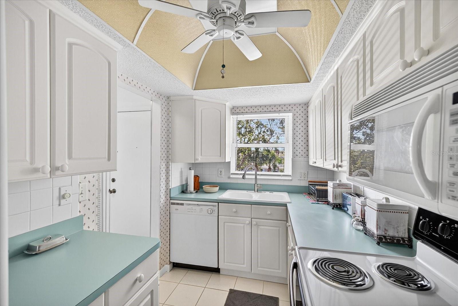 SEA CASTLE CONDO - Residential