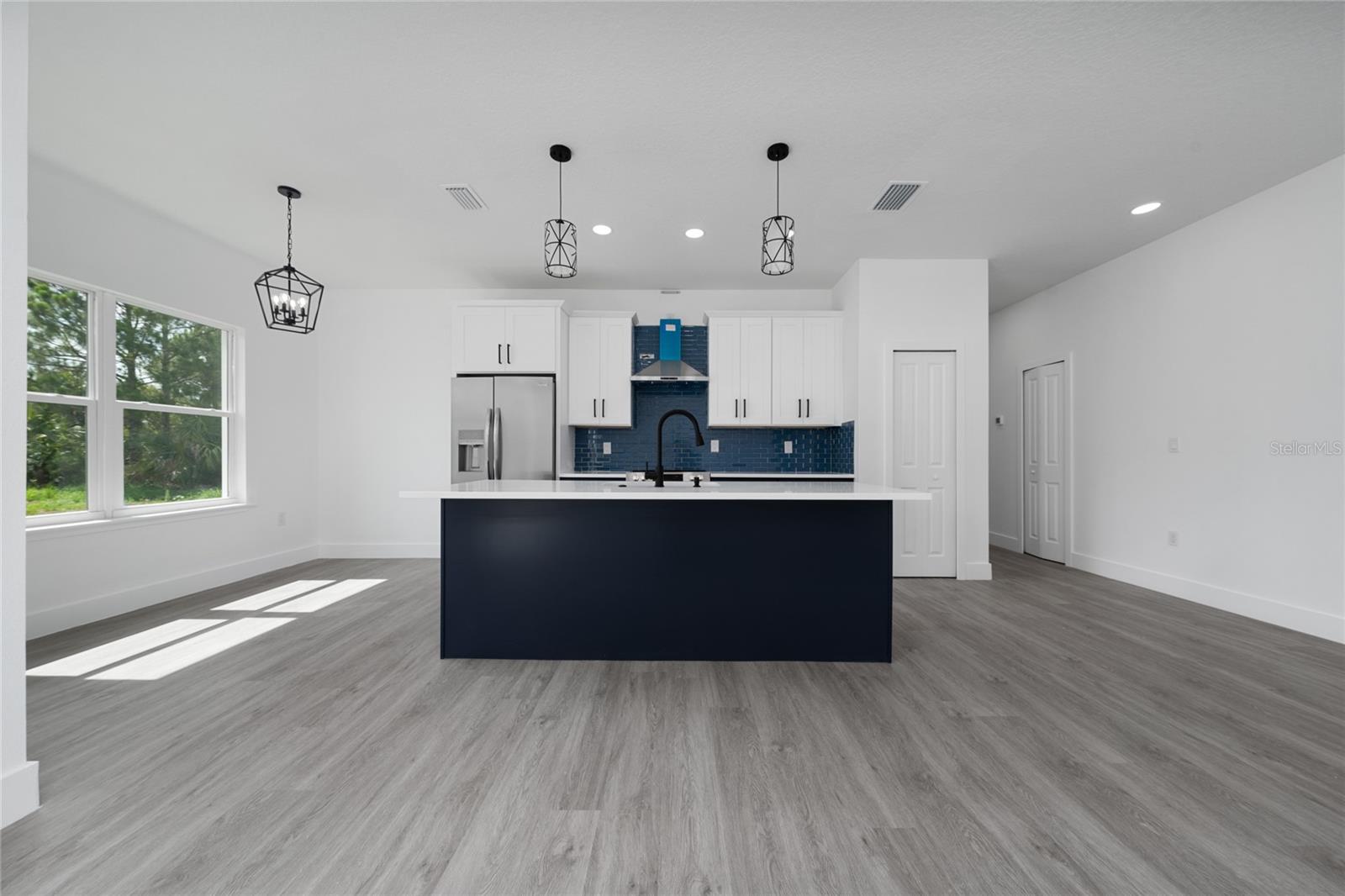 PORT MALABAR UNIT 30 - Residential Lease