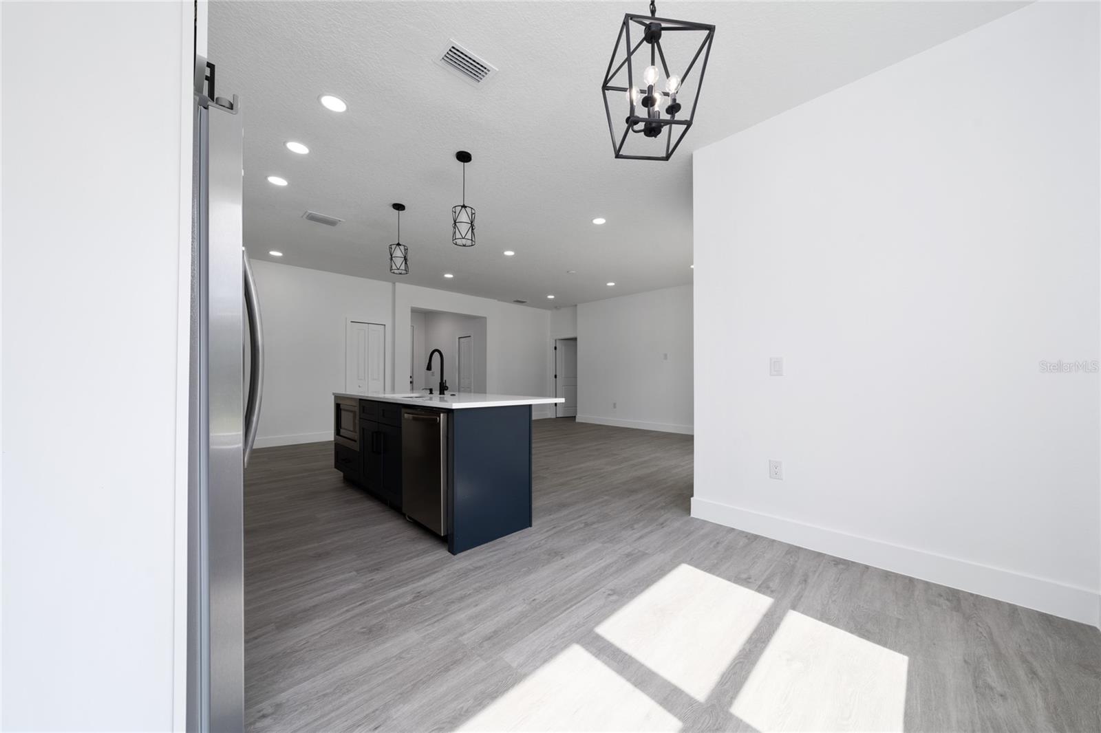 PORT MALABAR UNIT 30 - Residential Lease