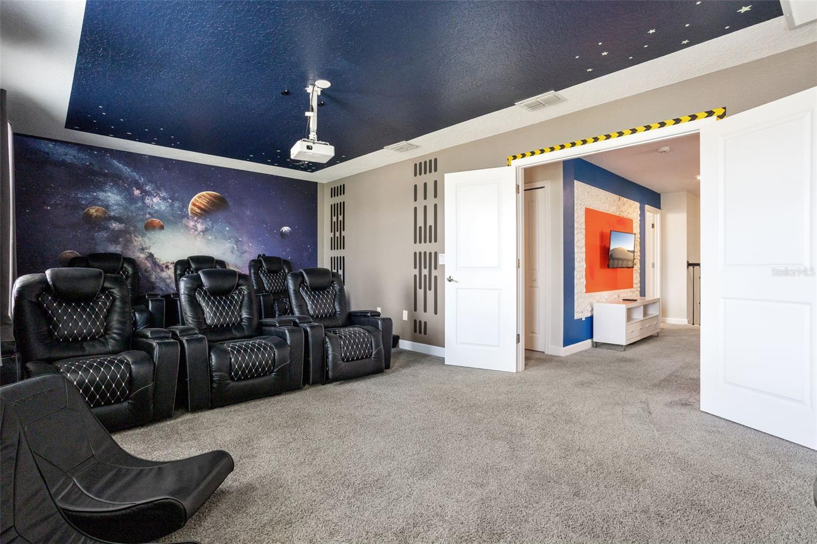 COVE AT STOREY LAKE II - Residential