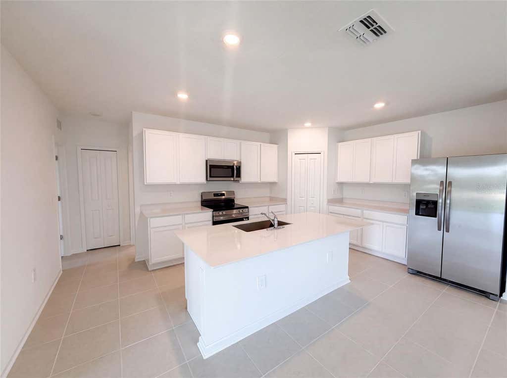 Photo of 4373 River Beacon Boulevard, Davenport, FL 33837 (MLS # O6434240)