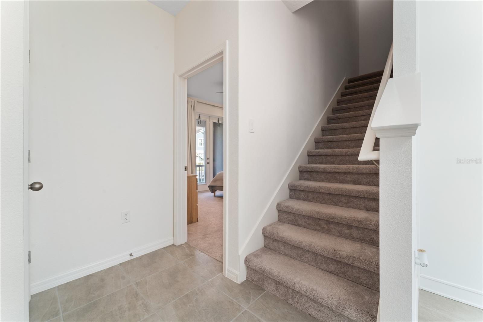 MEZZANO - Residential