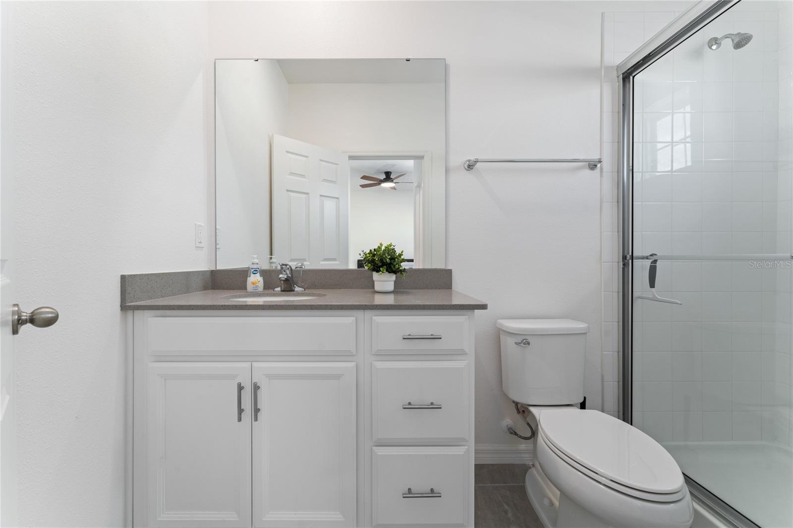 MEZZANO - Residential