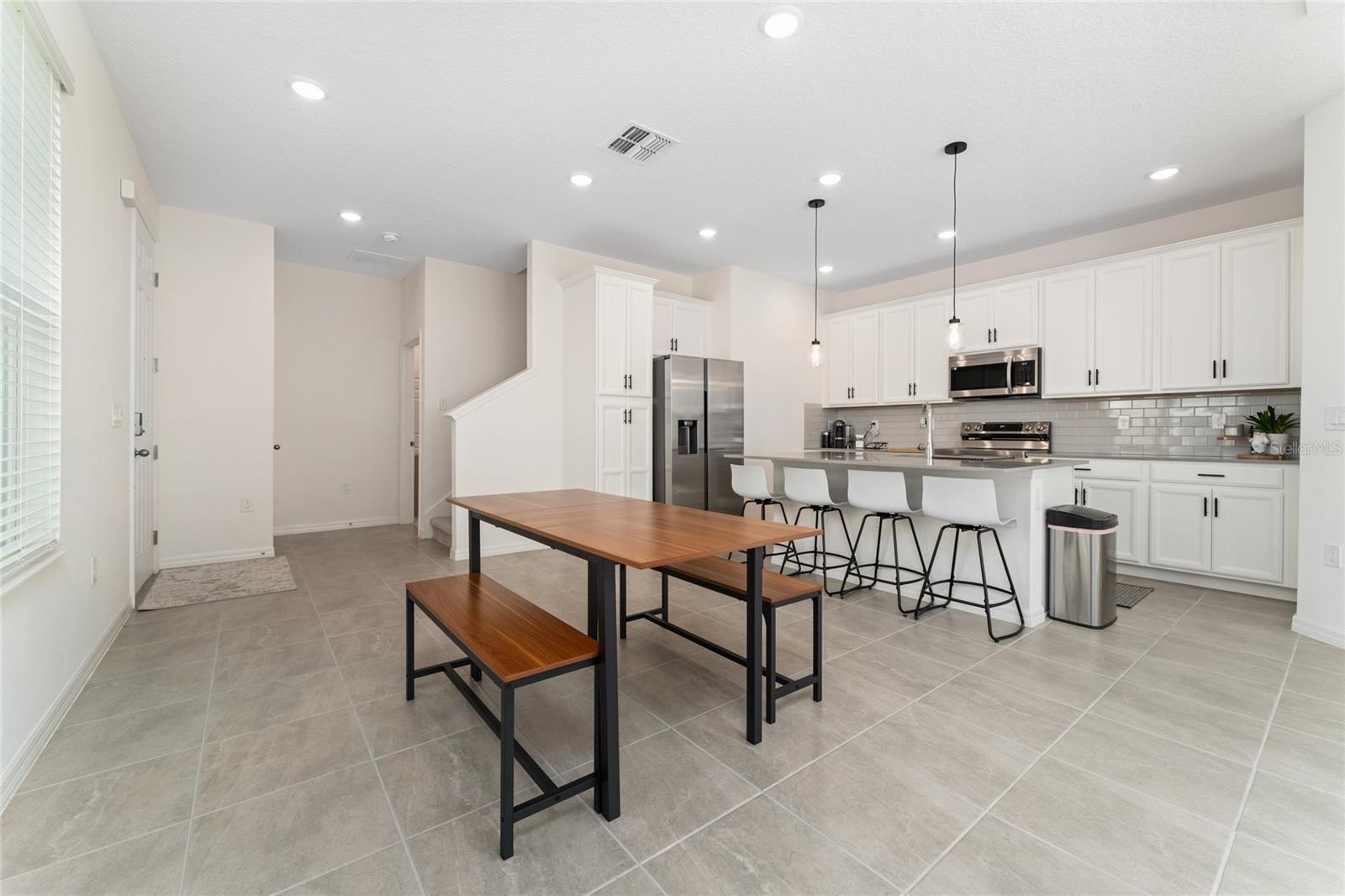 MEZZANO - Residential