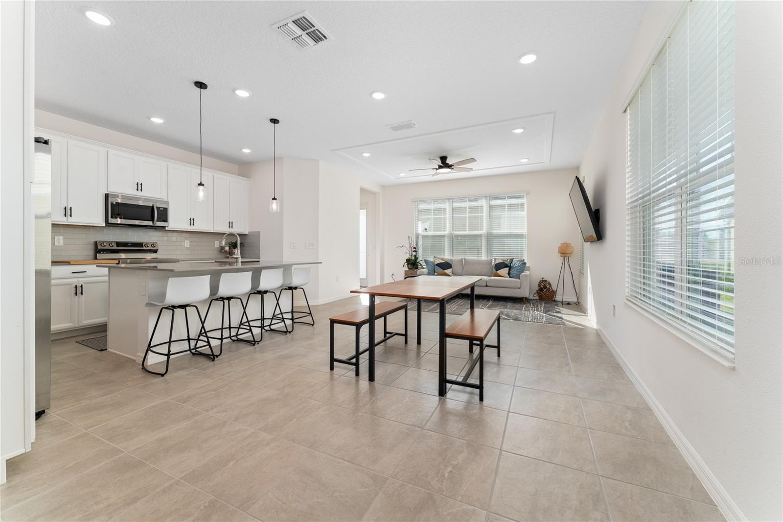 MEZZANO - Residential