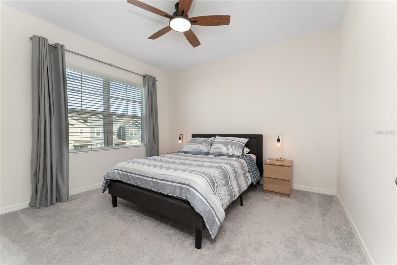 MEZZANO - Residential